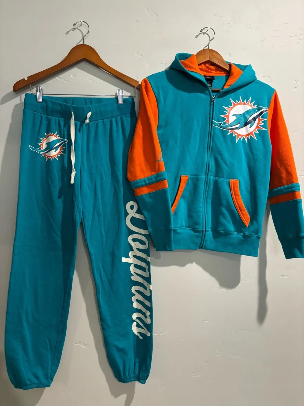NFL Teal and Orange Kids XL or Women’s Small Two-Piece Sweatshirt & Joggers